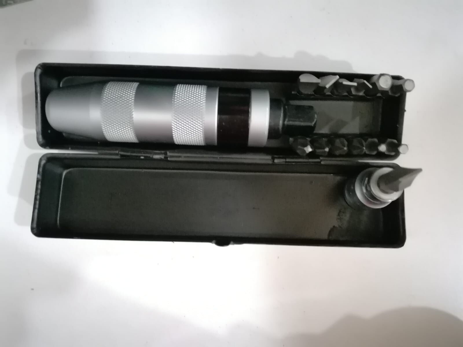 OMEGA DARBELİ TORNAVİDA MGEA1015