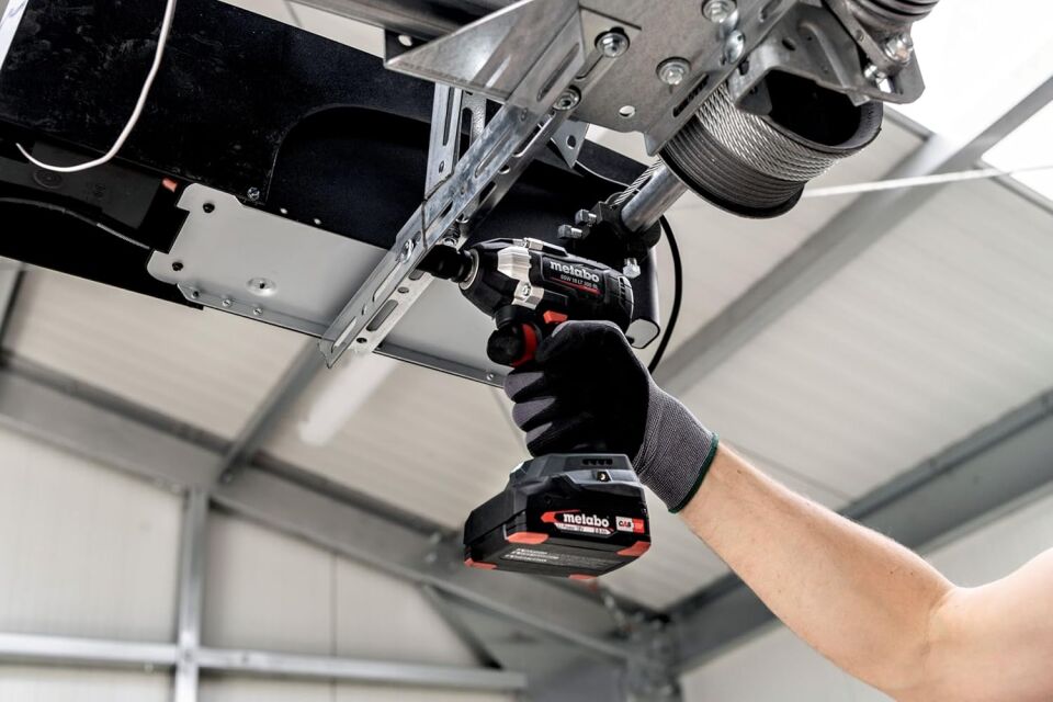 Metabo SSW 18 LT 300 BL Kömürsüz Akülü Somun Sıkma 1/2''