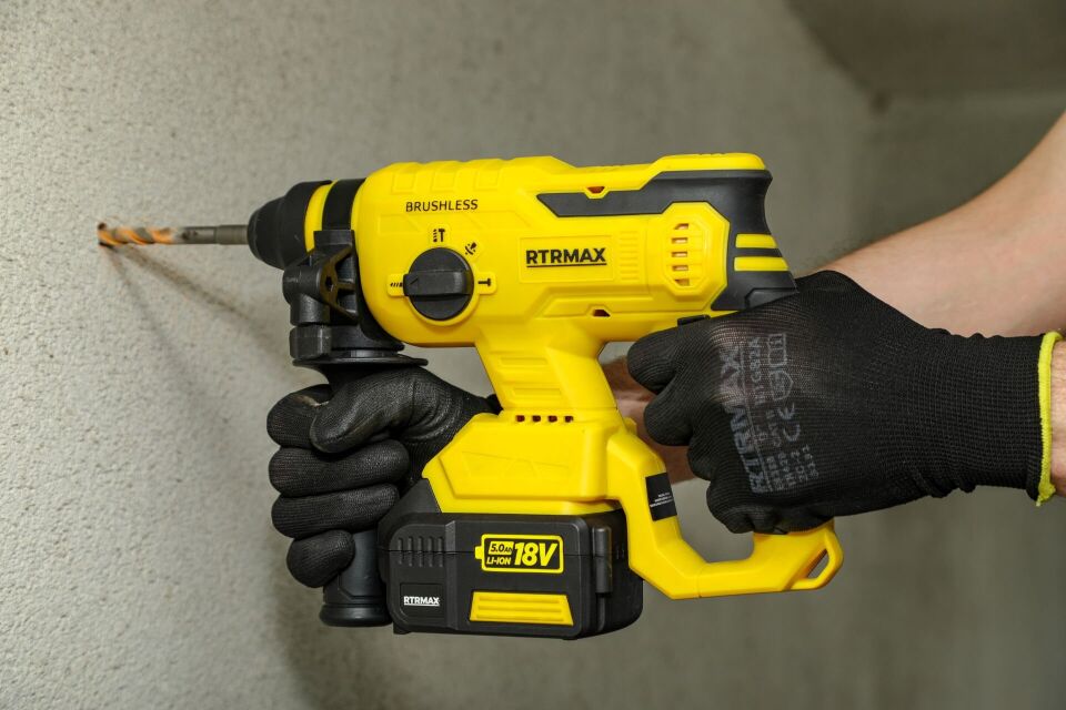 RTR AKÜLÜ KIRICI DELİCİ KÖMÜRSÜZ RTX2095B 2ADET RTX1804 1 ADET RTX1809