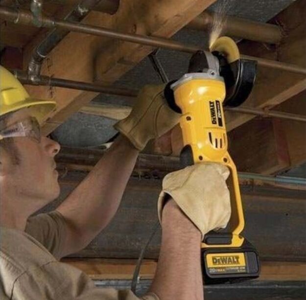 DEWALT AKÜLÜ TAŞLAMA 18V 4AH 125 MM DCG412M2