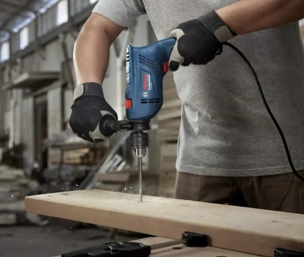 Bosch GSB 600 Darbeli Matkap + 100 Parça Aksesuar Seti - 06011A0321