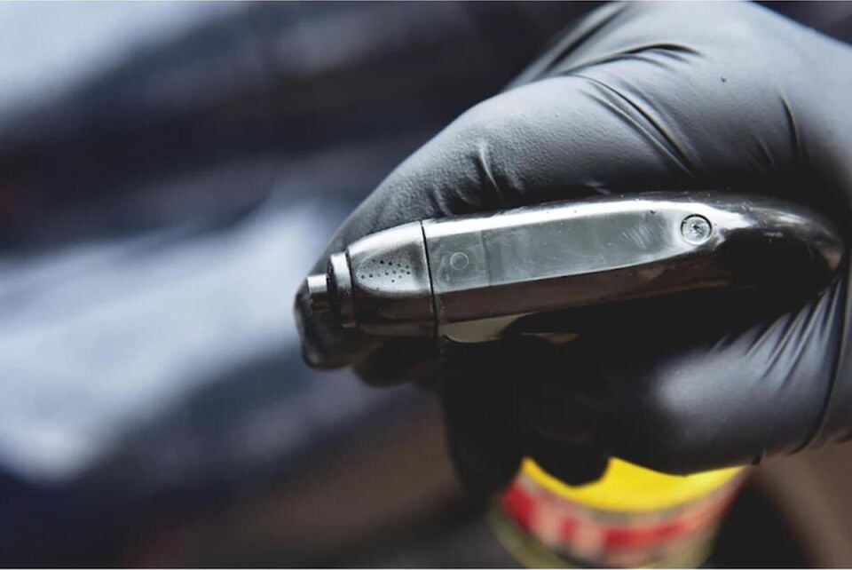 WÜRTH CAM TEMİZLEYİCİ 400 ML