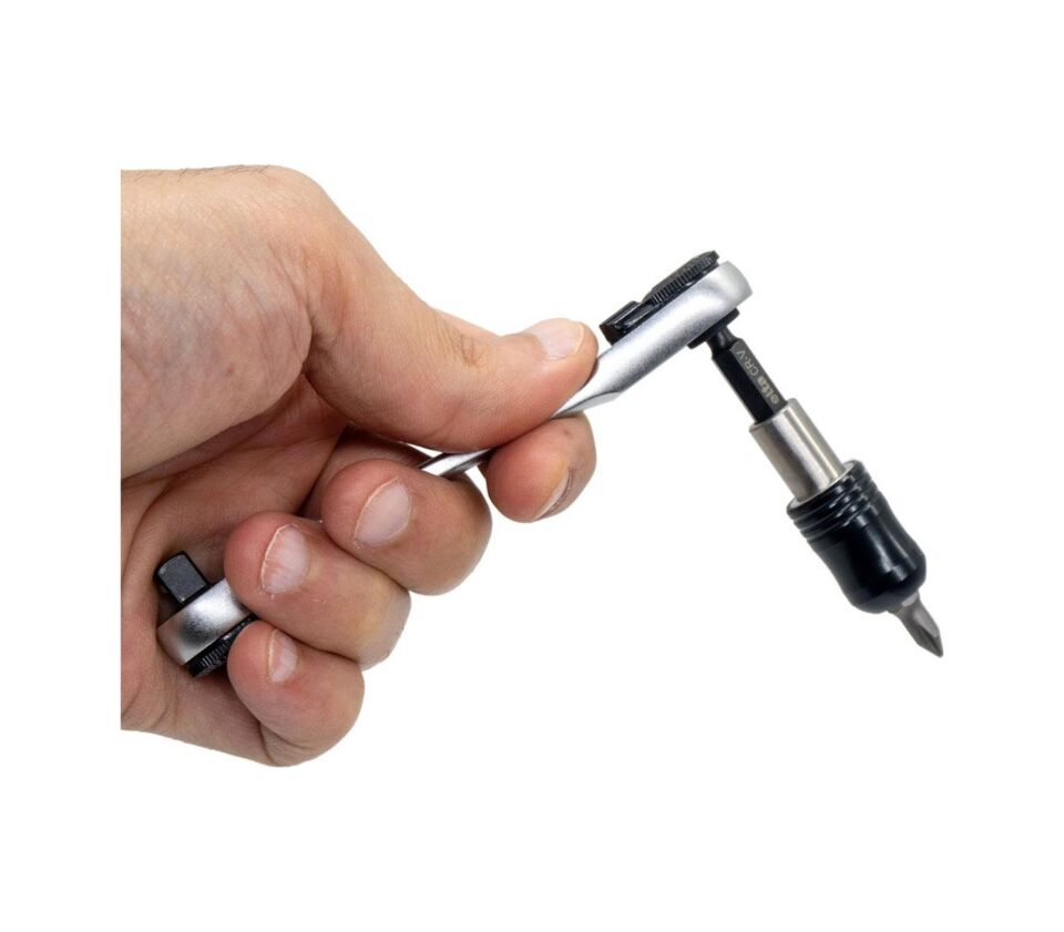 ELTA LOKMA ANAHTAR VE BİTS SET 23 PARÇA 1/4